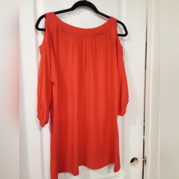 Women's Cold Shoulder Top - L - Picture 2 of 6